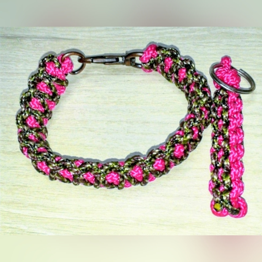 HANDMADE Hot Pink & Camoflauge Paracord Small Dog / Cat Collar & Keychain Set